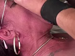 Mature ass hints at BBC stretch