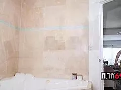 pervy feelings explode as i fuck curvy latina stepmom mona azar