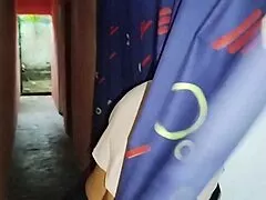 me follo el gran culo de mi vecina mientras su marido trabaja ella grita mas 😈🍑