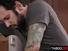 i fuckd my dark haired stepmom's big tits hard!!