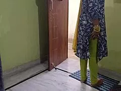 muscular indian sasur tricked chubby bahu into ass worshiping fingering and hard fucking