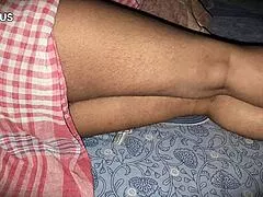 desi milf sneaks hairy pussy bang sharing bed sans hubby 😏🔥💦