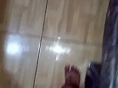 coroa rabuda gemendo enquanto eu lambo e fodo de quatro 😍🍑