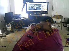 Street Black Mama's Round Ass Begs For Action