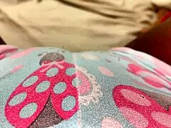tight shorts rubbing my ebony mommy pussy till i orgasm hard?