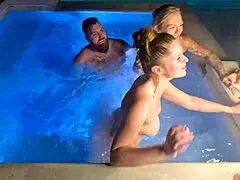 hot tub threesome... scarlett gushes wild & deliah grace creampies everywhere 💦🛁👯‍♀️