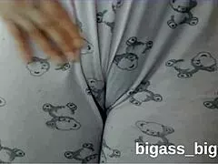 ohh sexy latina teen rubbin pussy with pajamas... cameltoe fingering!