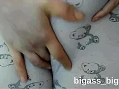 BEAUTIFUL BBW TEEN RUBS CAMELTOE IN PAJAMAS!