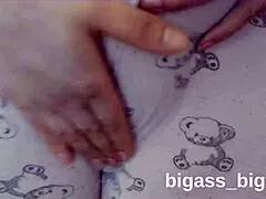 wanna see cameltoe pussy peek in pajamas rub?