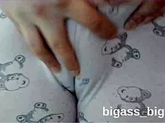 BEAUTIFUL BBW TEEN RUBS CAMELTOE IN PAJAMAS!