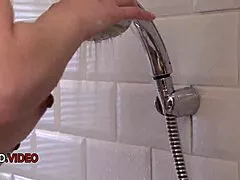 soapy curvy japanese wife maya mizuki seduces in steamy bath 😘🛁