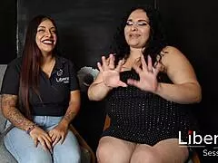 bbw mama verga en glory hole las deja llenas de saliva