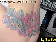 thief crystal taylor fucks officer to escape