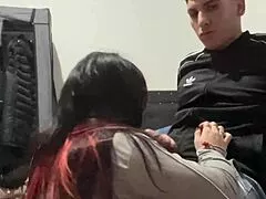 Pendeja argentina chupándola toda