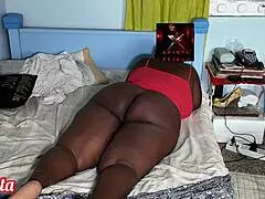 Mature woman with all that ass shows off in bdsm