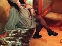 Klaudiaambergirl rubs in pantyhose