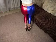 harley quinn twerks and shakes ass to music
