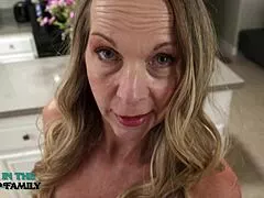 Junior Gets Stepmom Pussy While Camping