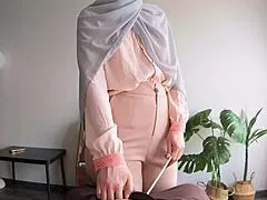 caught stepmom in hijab watching porn