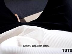 Ε, βρήκες τα σεξ παιχνίδια μου; Ας δούμε αυτή την καθηγήτρια να ανοίγει διάπλατα για τον άντρα!