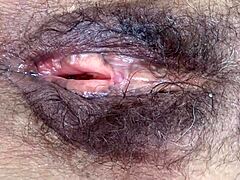 看看我那被巨大鸡巴拉伸的大毛逼，Gimebella继母