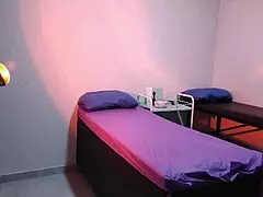un masaje se vuelve una follada increible en mi spa